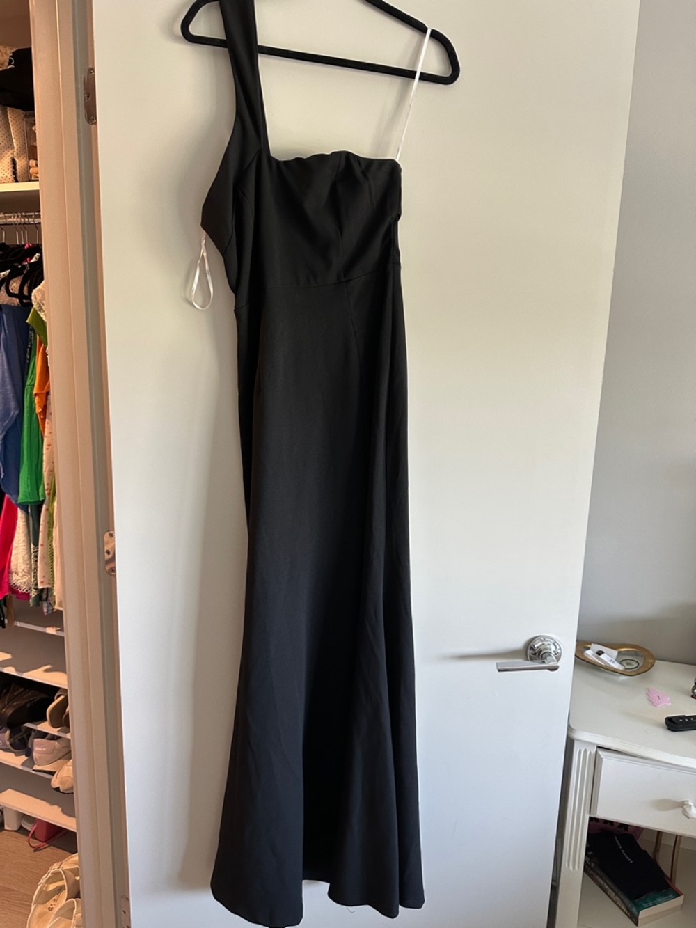 Lulu’s Black One Shoulder Evening Dress